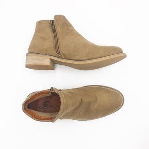 Seven7 | Vegan Suede Cisco Kid Tan Ankle Booties